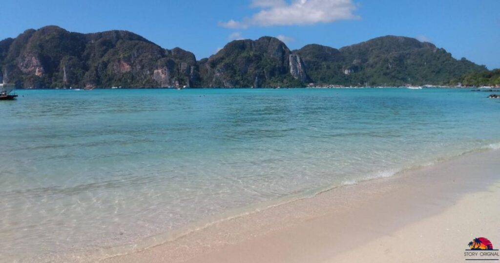 Loh Ba Kao Bay offers a different